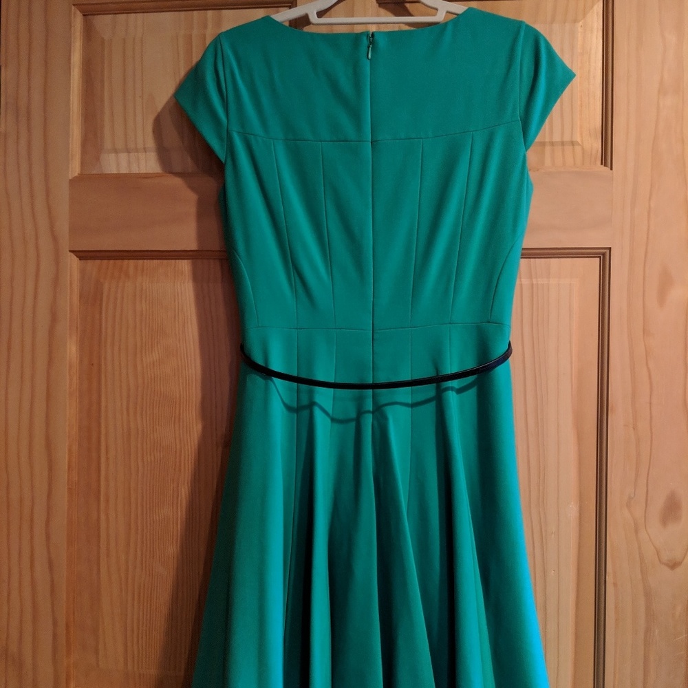 LIKE NEW Calvin Klein A-line emerald green dress - Picture 7 of 8